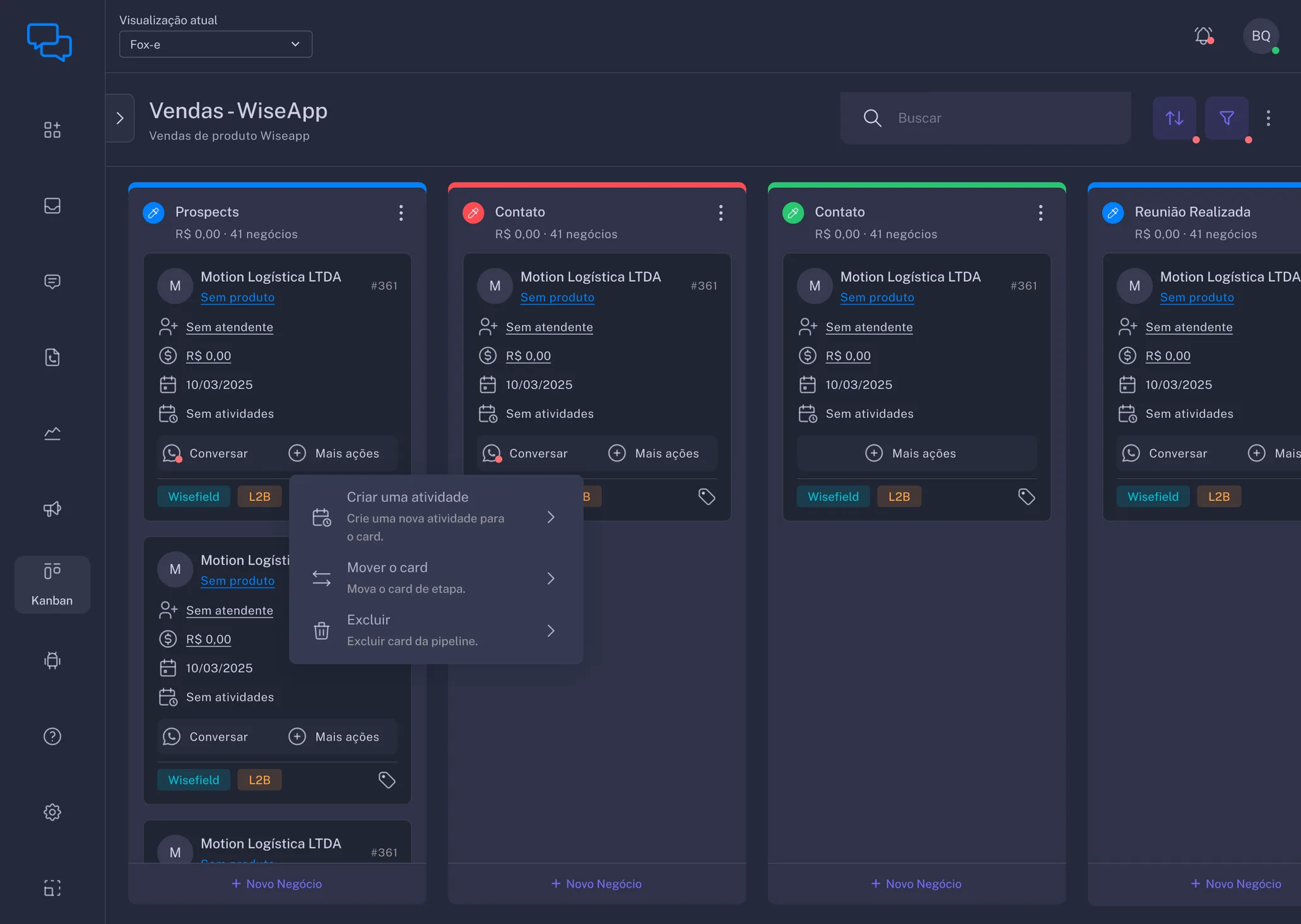 Kanban de vendas com as etapas do funil e o menu de ações de um card aberto